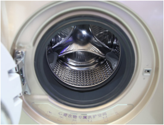 雙滾筒洗衣機(jī)問世  分類洗滌更勝一籌